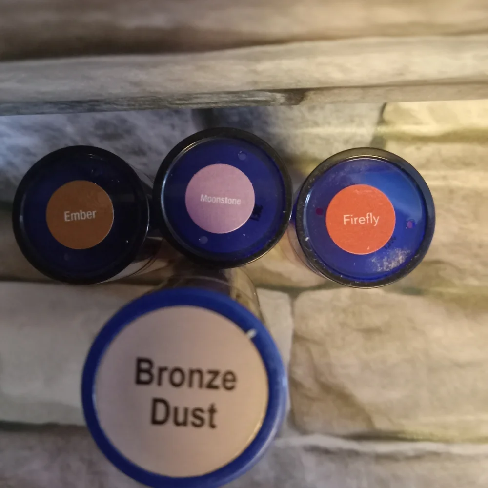 Senegence Bundle - Picture 2 of 6